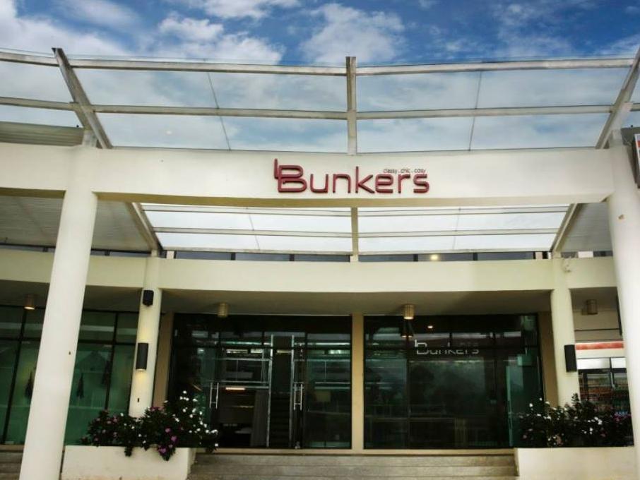 Bb Bunkers Hostel ซานตุบอง ภายนอก รูปภาพ